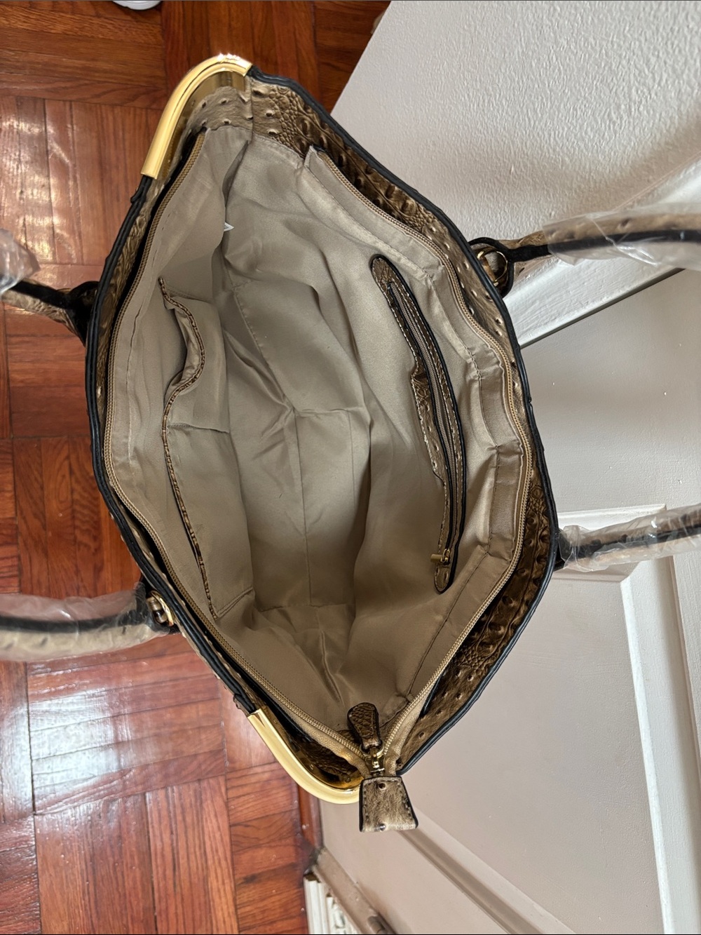Diophy Taupe Ostrich-Textured Tote with Top Handles - Picture 5 of 10